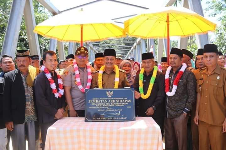 Peresmian Jembatan Sihapas